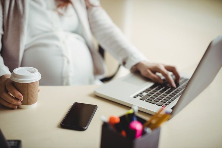 Direitos da Gestante no Emprego: Estabilidade Licença e Ambiente Seguro em 2025