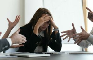 Assédio Moral no Trabalho: Como Reconhecer, Denunciar e Buscar Reparação