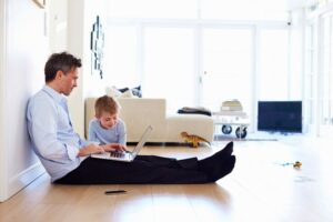 Novas Regras para Home Office e Teletrabalho em 2025: Direitos e Obrigações