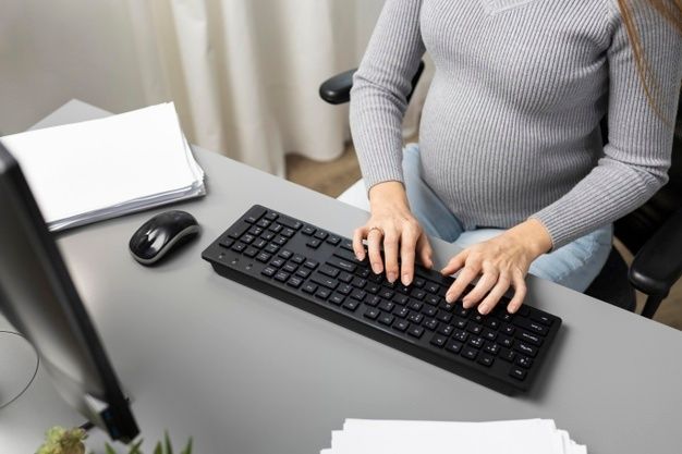 Licença-Maternidade e Trabalho Remoto: Como Funciona o Afastamento na Era do Home Office