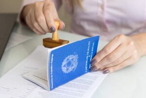 Estabilidade Provisória no Emprego: Conheça Seus Direitos e Situações de Garantia