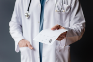 Perícia médica do INSS: como se preparar, o que levar e como agir se o resultado for negativo